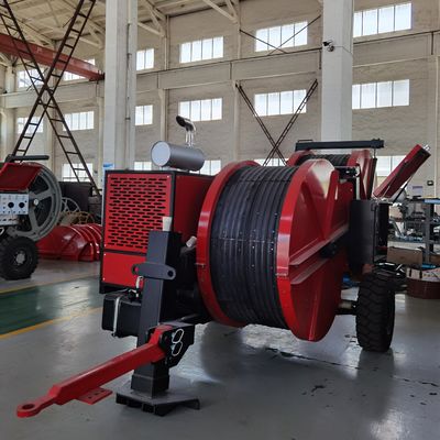 77kW (103hp) Silnik 2x40kN Napinacz hydrauliczny Wyposażenie linii transmisyjnej